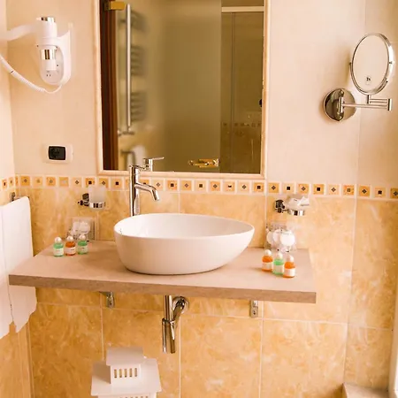 Esposizione Luxury Ξενοδοχείο 3*