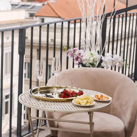 Esposizione Luxury Otel Roma