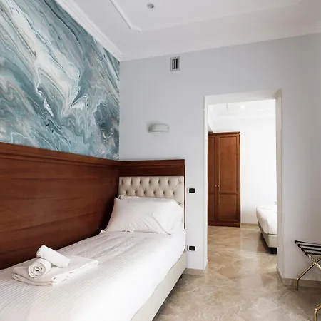 Esposizione Luxury Hotel
