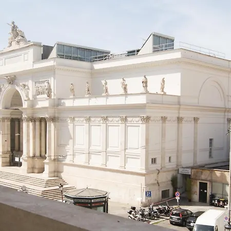 Esposizione Luxury 3* Rome