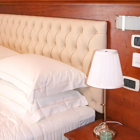 Hotel Esposizione Luxury 3*