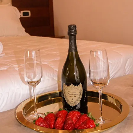 Esposizione Luxury Hotel 3*