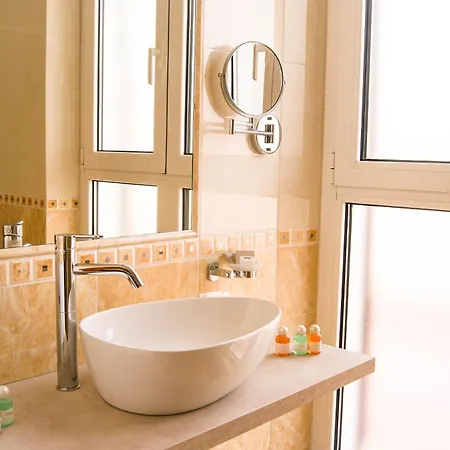 Esposizione Luxury Hotel Roma