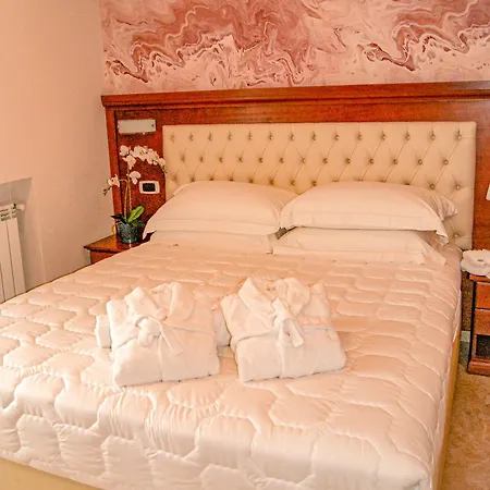Hotel Esposizione Luxury 3*